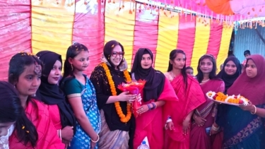 অন্যায় আর জুলুমের বিরুদ্ধে আপনারা ভোটের মাধ্যমে সমুচিত জবাব দেবেন: রুমিন ফারহানা