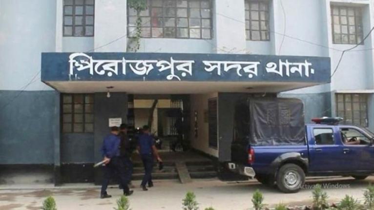 পিরোজপুরে ২২ মোবাইল ও বিকাশ প্রতারণার ১৮ হাজার টাকা উদ্ধার