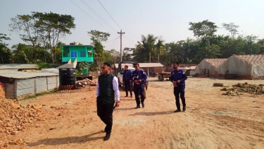 মঠবাড়িয়ায় অবৈধ ইটভাটা গুঁড়িয়ে দিল প্রশাসন,এক লাখ টাকা জরিমানা