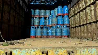 নবীগঞ্জে এলপি গ্যাস মজুদ করে অতিরিক্ত দামে বিক্রি অভিযোগে দুই ব্যবসায়ীকে জরিমানা