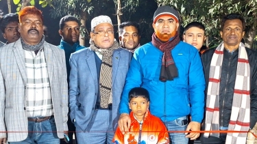 সুজানগরে আরাফাত রহমান কোকো স্মৃতি ব্যাডমিন্টন টুর্নামেন্টের উদ্বোধন