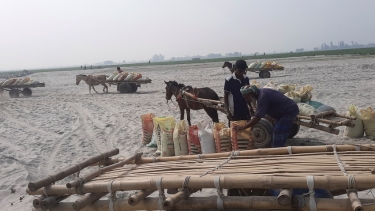 হামার তিস্তা নদী যাই বাঁধি দিবো, হামরা তাকে ভোট দিমো