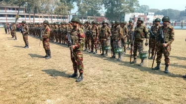 ভূঞাপুরে যৌথ বাহিনীর নির্বাচনী মহড়া