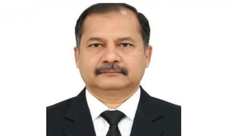 বরিশাল-১ আসনের জহির উদ্দিন স্বপন তথ্য ও সম্প্রচার মন্ত্রনালয়ের মন্ত্রী