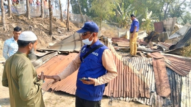 হাতিয়ায় দরজার বাহিরে তালা দিয়ে ছাত্রদল নেতার ঘরে আগুন