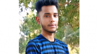 ট্রলি নিয়ন্ত্রণ হারিয়ে গাছের সঙ্গে ধাক্কা লেগে চালকের মৃত্যু