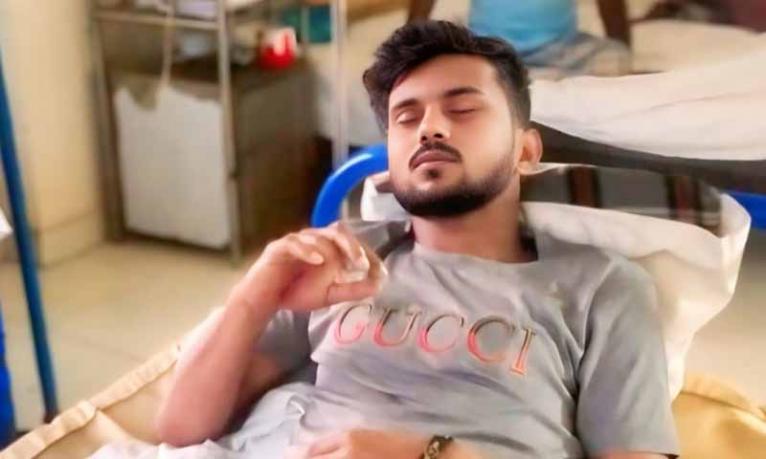 কাউখালীতে প্রবাসীর ছেলেকে পিটিয়ে টাকা ছিনতাই