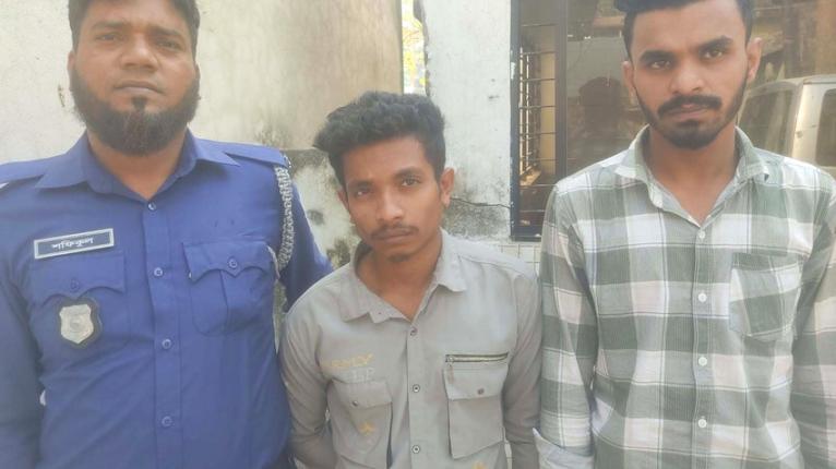 কালীগঞ্জে চুরি যাওয়া অটোরিকশা উদ্ধার, গ্রেফতার ২