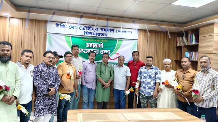 কলাপাড়া প্রেসক্লাবে নবাগত সদস্যেদের বরণ