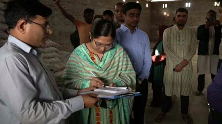 অবৈধ সার ব‍্যবসায়ীকে ৫০ হাজার টাকা জরিমানা