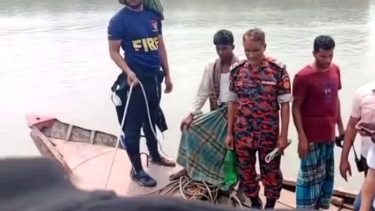 যাত্রবাহী লঞ্চের সঙ্গে তরমুজ ভর্তি ট্রলারের ধাক্কা, নিহত ২