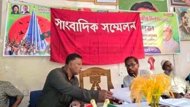 বাউফলে বিএনপি ও যুবদল নেতার ওপর হামলাকারীদের গ্রেপ্তারের দাবিতে সংবাদ সম্মেলন