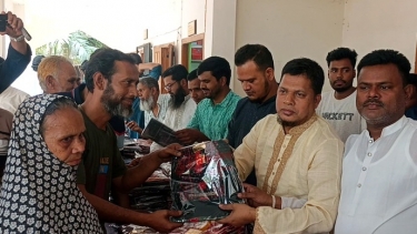দোহারে নিন্ম আয়ের ৫ হাজার পরিবারের মাঝে ঈদ উপহার সামগ্রী বিতরনের কার্যক্রমের উদ্বোধন