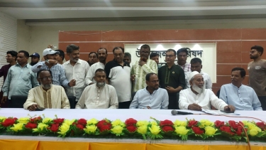 ফারাক্কায় বাঁধ দেয়ার ফলে খাল ও নদীগুলো আজ অস্তিত্ব সংকটে:প্রতিমন্ত্রী সালাউদ্দিন  টুকু