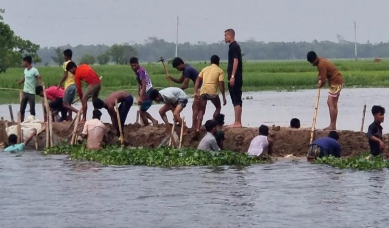 ফসল রক্ষা বাঁধ নিয়ে কলমাকান্দায় দুই ইউনিয়নের সংঘর্ষ, আহত অন্তত ২০