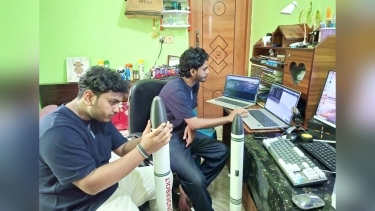 আগৈলঝাড়ার মামা-ভাগ্নের থান্ডারবোল্ড মিসাইল-রকেট আবিস্কার