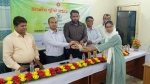 আগৈলঝাড়ায় জাতীয় পুষ্টি সপ্তাহের সমাপনী অনুষ্ঠানে বিজয়ীদের মাঝে পুরস্কার বিতরণ
