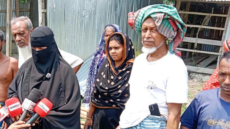 কাঁঠালিয়ায় বিএনপি নেতার বিরুদ্ধে চাঁদা দাবী করার অভিযোগ