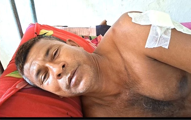 সুজানগরে প্রকাশ্যে কৃষককে অপহরণের পর ছুরিকাঘাত করে দুই লাখ টাকা ছিনতাই