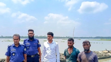 নেছারাবাদে অবৈধভাবে মাটি কাটায় ১ লাখ টাকা জরিমানা