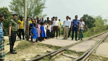 ভূঞাপুরে গেইটম্যান বিহীন রেলক্রসিংগুলে মৃত্যুকূপ,পরিদর্শন করলেন ইউএনও