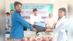 তারাকান্দায় শিক্ষার্থীদের মাঝে শিক্ষা সামগ্রী বিতরণ