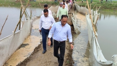 কলমাকান্দায় প্লাবিত হাওর পরিদর্শনে ডেপুটি স্পিকার, পাউবোর জরুরি হস্তক্ষেপ কামনা