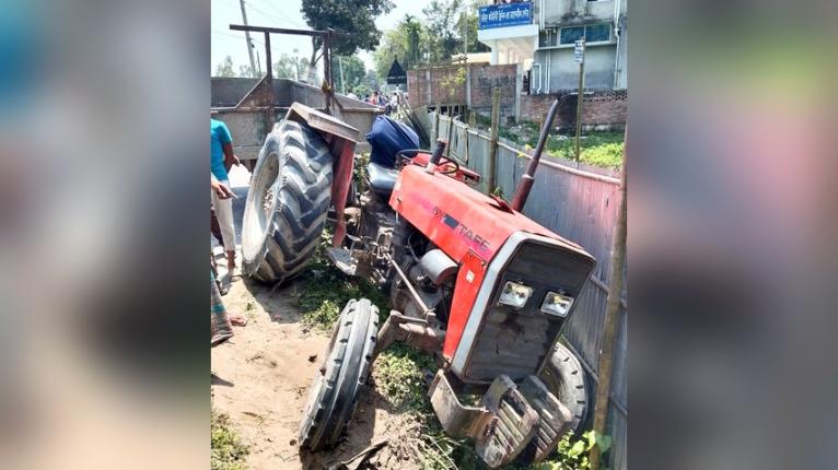 উলিপুরে সড়ক দূর্ঘটনায় নিহত ১ , আহত ৫
