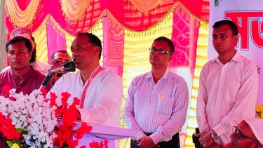 শিক্ষকতা ছেড়ে তবেই রাজনীতি:কঠোর বার্তা ডেপুটি স্পিকারের