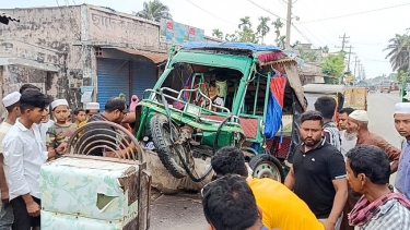 লালমোহনে অটোরিকশা-পিকআপ সংঘর্ষে আহত ৬