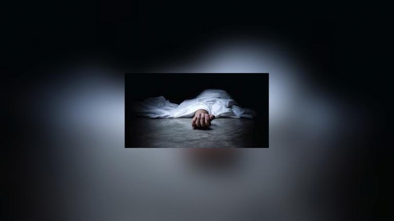 ঘরের সিলিং ফ্যানে ঝুলছিল যুবকের মরদেহ