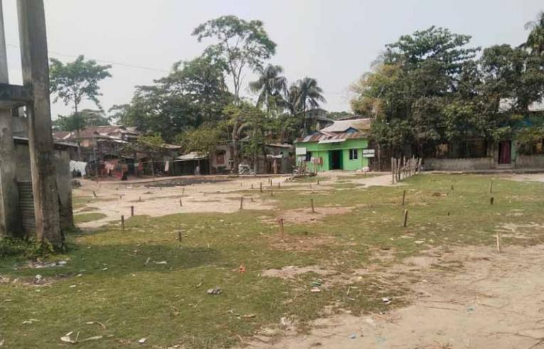 লালমোহনে মসজিদের দখলীয় ভিটি গোপনে ডিসিআর দেয়ার অভিযোগ