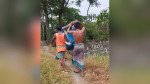 <small>সড়ক না থাকায় </small> নেটে ঝুলিয়ে হাসপাতালে নিলো অসুস্থ রুগী