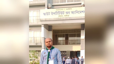 জেলা পর্যায়ে শ্রেষ্ঠ শিক্ষক নির্বাচিত হলেন শহিদুল ইসলাম