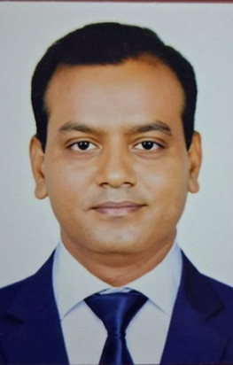 শিক্ষককে চাপাতি দিয়ে কুপিয়ে হত্যার হুমকি, থানায় লিখিত অভিযোগ