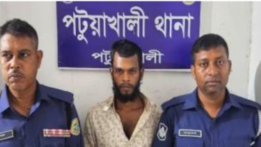 পটুয়াখালীতে জুয়েলারি দোকানে চুরির মূল হোতাসহ গ্রেফতার ২, স্বর্ণ-রুপার অলংকার উদ্ধার