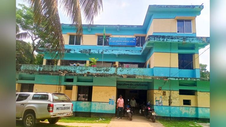 তীব্র জনবল সংকটে কাউখালী প্রাণিসম্পদ দপ্তর, ব্যাহত হচ্ছে সেবা