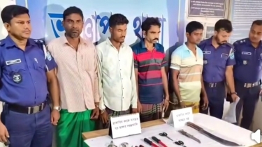 ভূঞাপুরে ডাকাতির প্রস্তুতিকালে অস্ত্রসহ ৪ ডাকাত গ্রেফতার