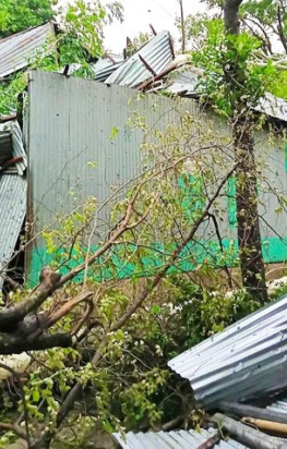 সাগরকান্দিতে কালবৈশাখী ঝড়ে ব্যাপক ক্ষয়ক্ষতি, বজ্রপাতে নিহত এক