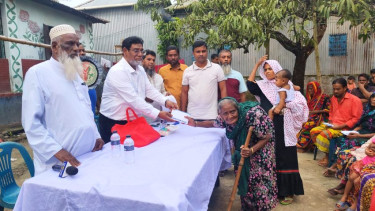 সিংগাইরে ১৫ দুস্থ অসহায় পরিবারকে ১৫ লক্ষ টাকা অনুদান