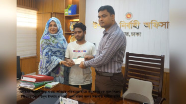 আগুনে ক্ষতিগ্রস্থ পরিবারকে সহায়তা প্রদান করলেন ইউএনও