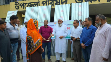 ভূঞাপুরে হামলার শিকার ৩৪ পরিবারে টিন নগদ অর্থ সহায়তা প্রদান