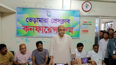 ব্যারিস্টার রাগীব রউফ চৌধুরীর ভেড়ামারা প্রেসক্লাবে মতবিনিময়