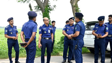 ভেড়ামারায় অপরাধপ্রবণ এলাকা পরিদর্শনে পুলিশ সুপার, জোরদার হচ্ছে নিরাপত্তা