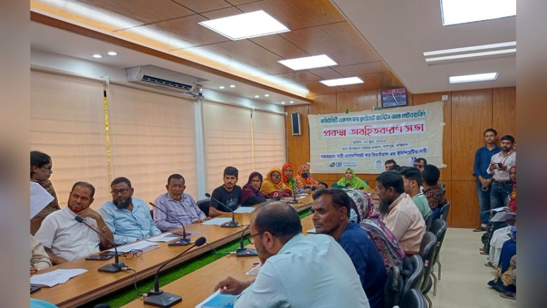 উলিপুরে জলবায়ু ন্যায্যতা ও কমিউনিটি নেটওয়ার্কিং প্রকল্পের অবহিতকরণ সভা