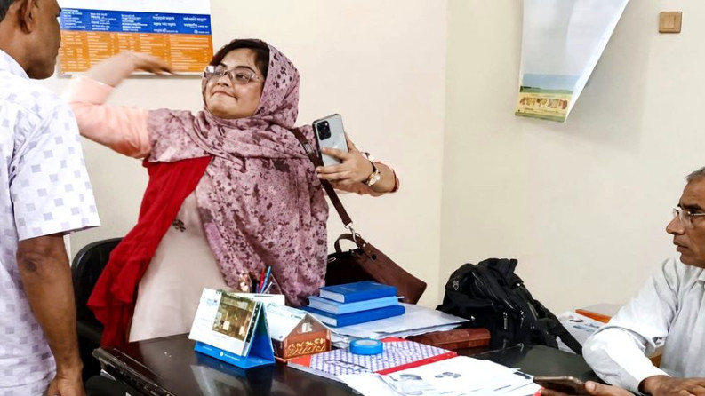 দায়িত্বে ফিরলেন সেই আলোয়া খাতুন হীরা