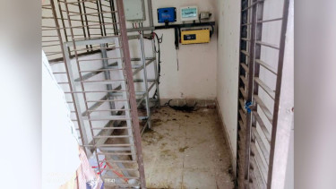 লালমোহনে প্রাথমিক বিদ্যালয়ের সোলার ব্যাটারী চুরি