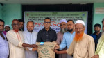 পীরগঞ্জে জিআর চাল ও অর্থ বিতরণ