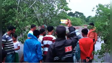 কুয়াকাটা সৈকতে ভেসে এলো অর্ধগলিত মরদেহ