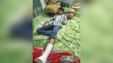 লালমোহনে সাংবাদিকের ছেলেকে হত্যাচেষ্টার অভিযোগ